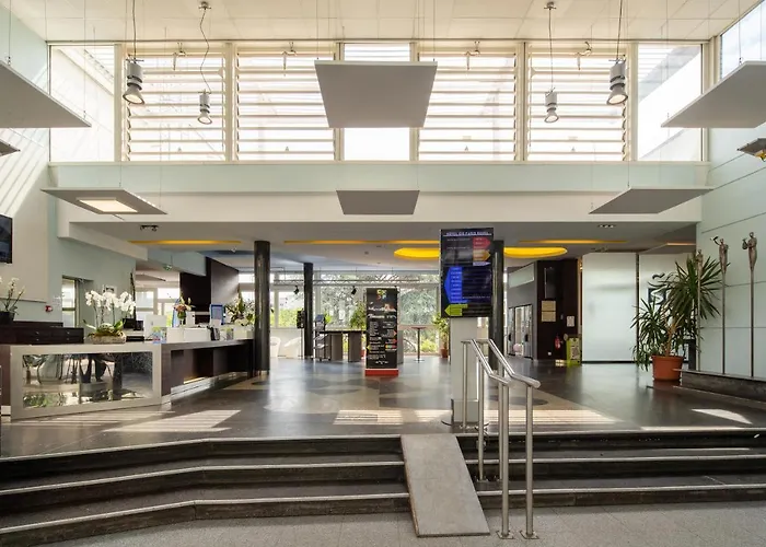 Hotel Cis Paris Maurice Ravel